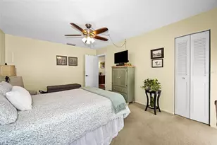 219 Elmwood Cir, Seminole, FL 33777 - Photo 21