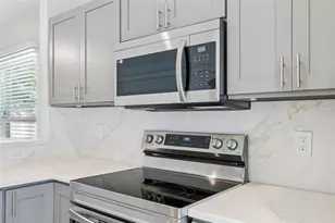 712 15th Ave S, Saint Petersburg, FL 33701 - Photo 47