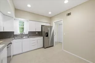 2285 Israeli Dr, Clearwater, FL 33763 - Photo 7