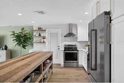 2171 Lagoon Drive, Dunedin, FL 34698 - Photo 11