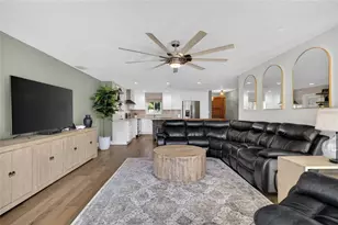 2171 Lagoon Dr, Dunedin, FL 34698 - Photo 15