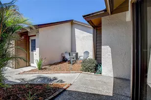 215 Lighthouse Ct, Safety Harbor, FL 34695 - Photo 13