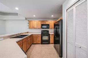 1827 Hammocks Ave, Lutz, FL 33549 - Photo 9