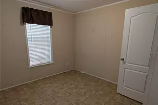 8174 Adrian Dr, Brooksville, FL 34613 - Photo 9