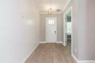 3621 W De Leon St, Tampa, FL 33609 - Photo 5