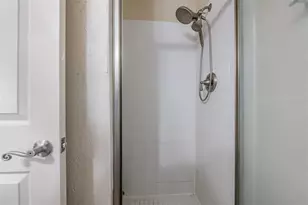 10103 Sailwinds Blvd N, Largo, FL 33773 - Photo 13