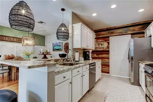 10019 Bradwell Pl, Tampa, FL 33626 - Photo 13