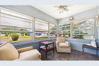 3001 57th Street S, Gulfport, FL 33707 - Photo 5