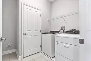 14606 Bournemouth Rd, Tampa, FL 33626 - Photo 25
