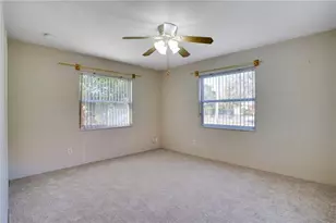 2817 49th Street N, Saint Petersburg, FL 33710 - Photo 21