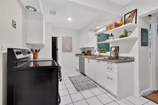 1623 Dartmouth St, Clearwater, FL 33755 - Photo 11