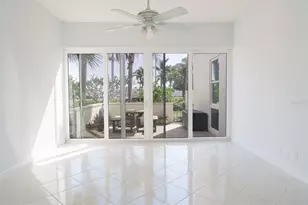 7400 Sun Island Dr S, South Pasadena, FL 33707 - Photo 11