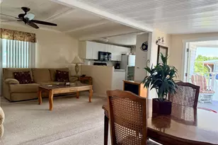 651 54th Ln S, Saint Petersburg, FL 33707 - Photo 9