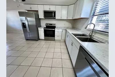 6908 82nd Avenue N, Pinellas Park, FL 33781 - Photo 3