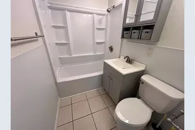 6908 82nd Avenue N, Pinellas Park, FL 33781 - Photo 5