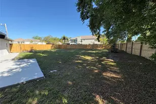 800 St Petersburg Dr W, Oldsmar, FL 34677 - Photo 17