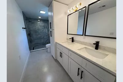 800 Saint Petersburg Drive W, Oldsmar, FL 34677 - Photo 9