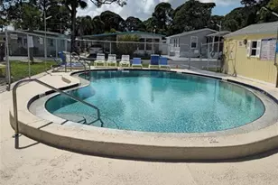 7803 46th Ave N, Saint Petersburg, FL 33709 - Photo 29