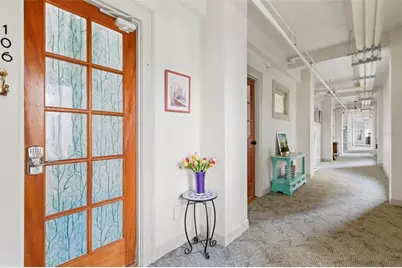 130 4th Avenue N #106, Saint Petersburg, FL 33701 - Photo 3