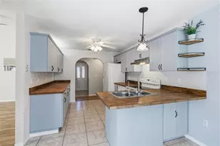 4550 Murcross Ln, New Port Richey, FL 34653 - Photo 7