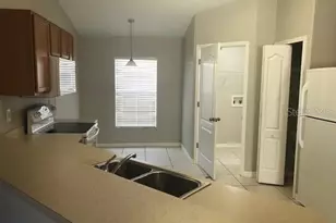 2235 Colville Chase Dr, Ruskin, FL 33570 - Photo 7