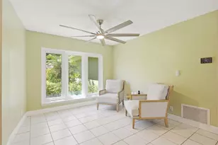 1680 Cinnamon Ln, Dunedin, FL 34698 - Photo 17