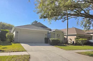 730 Straw Lake Dr, Brandon, FL 33510 - Photo 1