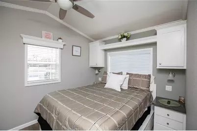 5642 Oak Ridge Avenue, New Port Richey, FL 34652 - Photo 15