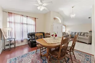 18125 Sweet Jasmine Dr, Tampa, FL 33647 - Photo 9