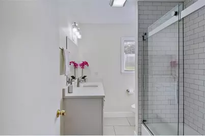 221 S Hale Avenue, Tampa, FL 33609 - Photo 17