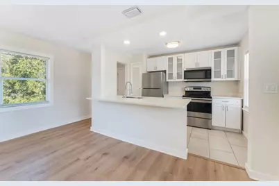 221 S Hale Avenue, Tampa, FL 33609 - Photo 31