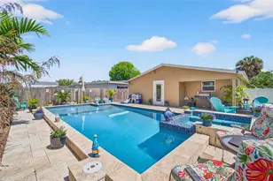 5900 Bayou Grande Blvd NE, Saint Petersburg, FL 33703 - Photo 23