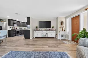 5900 Bayou Grande Blvd NE, Saint Petersburg, FL 33703 - Photo 5