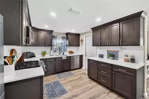 5900 Bayou Grande Blvd NE, Saint Petersburg, FL 33703 - Photo 9