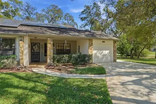 6630 Brambleleaf Dr, Spring Hill, FL 34606 - Photo 5