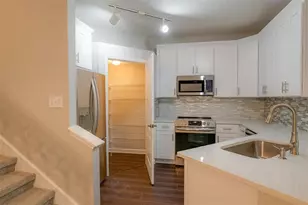 717 Mainsail Dr, Tampa, FL 33602 - Photo 5