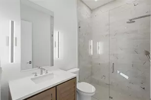 321 2nd St N, Saint Petersburg, FL 33701 - Photo 29