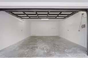 321 2nd St N, Saint Petersburg, FL 33701 - Photo 41