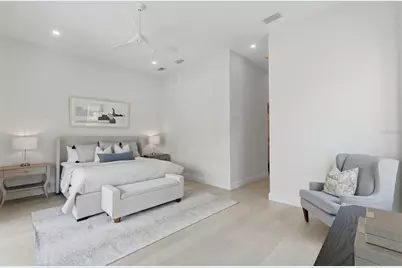 321 2nd Street N, Saint Petersburg, FL 33701 - Photo 5