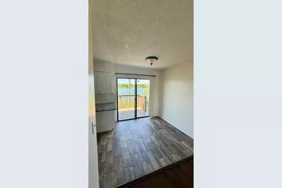 1920 E Edgewood Drive #I12, Lakeland, FL 33803 - Photo 3