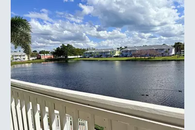 204 Pompano Drive SE #D, Saint Petersburg, FL 33705 - Photo 19