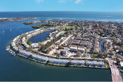 204 Pompano Drive SE #D, Saint Petersburg, FL 33705 - Photo 35