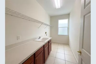 18010 Java Isle Drive, Tampa, FL 33647 - Photo 17