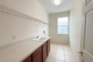 18010 Java Isle Dr, Tampa, FL 33647 - Photo 17