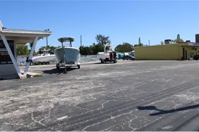 5715 Seminole Boulevard, Seminole, FL 33772 - Photo 5