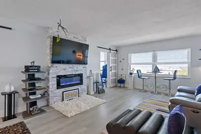 4725 Cove Circle #704, Saint Petersburg, FL 33708 - Photo 15