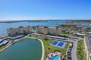 4725 Cove Cir, Saint Petersburg, FL 33708 - Photo 25