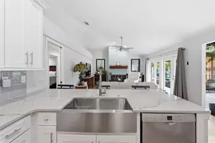 11767 Ashley Ct, Seminole, FL 33772 - Photo 13