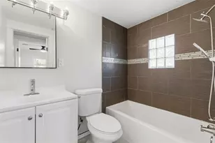 3241 Laurel Ave, Clearwater, FL 33762 - Photo 17