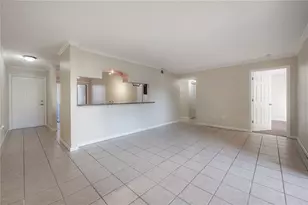 12261 Sailwinds Dr, Largo, FL 33773 - Photo 13